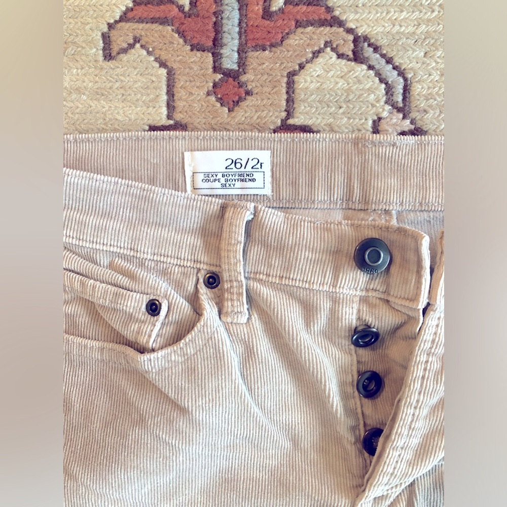 NWOT 2/$40!Gap Sexy Boyfriend Corduroys